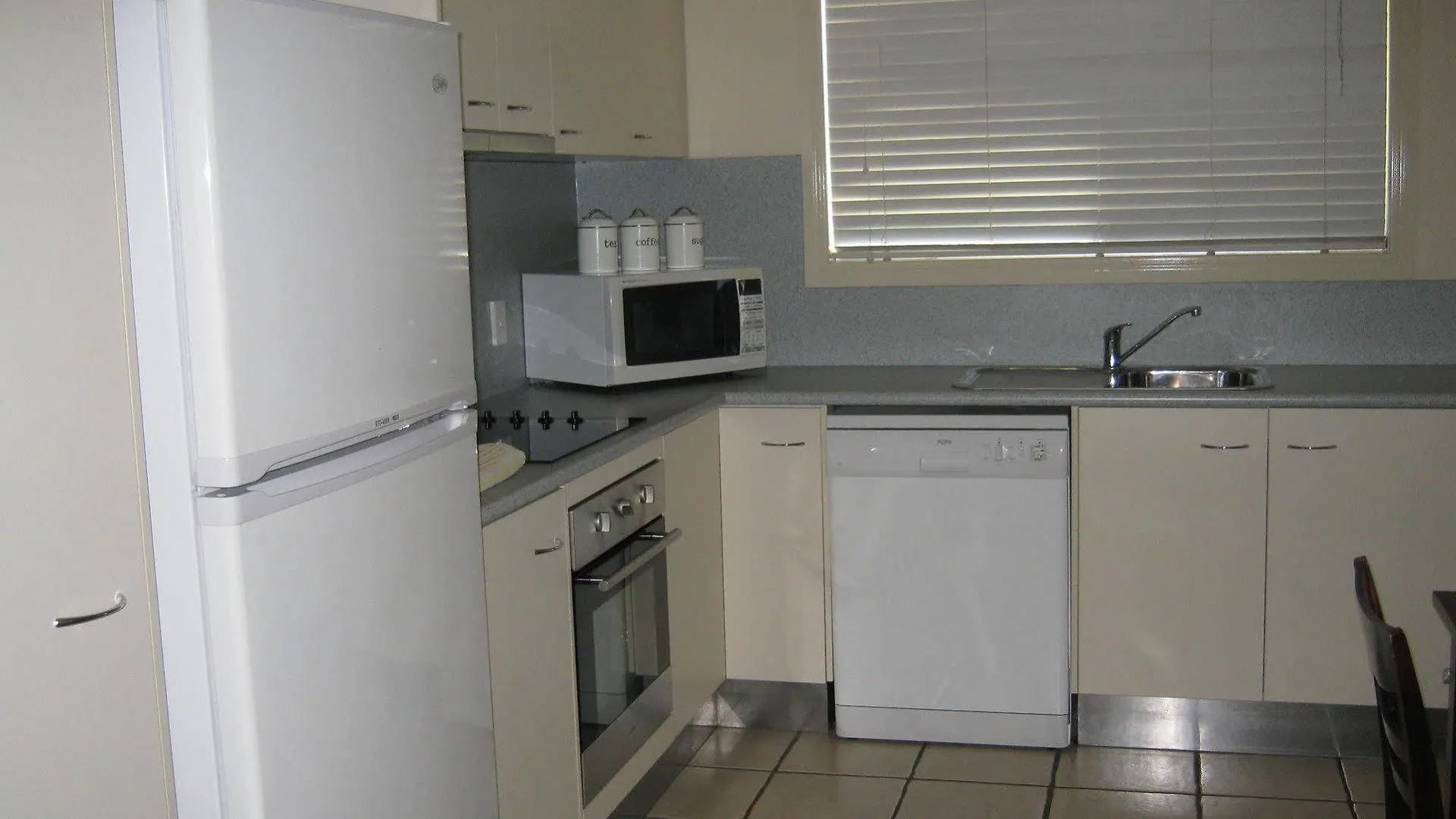 Emu Park Motel